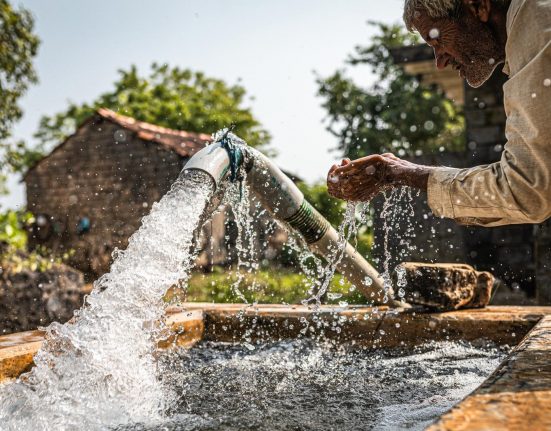 التحديات المرتبطة بالمياه